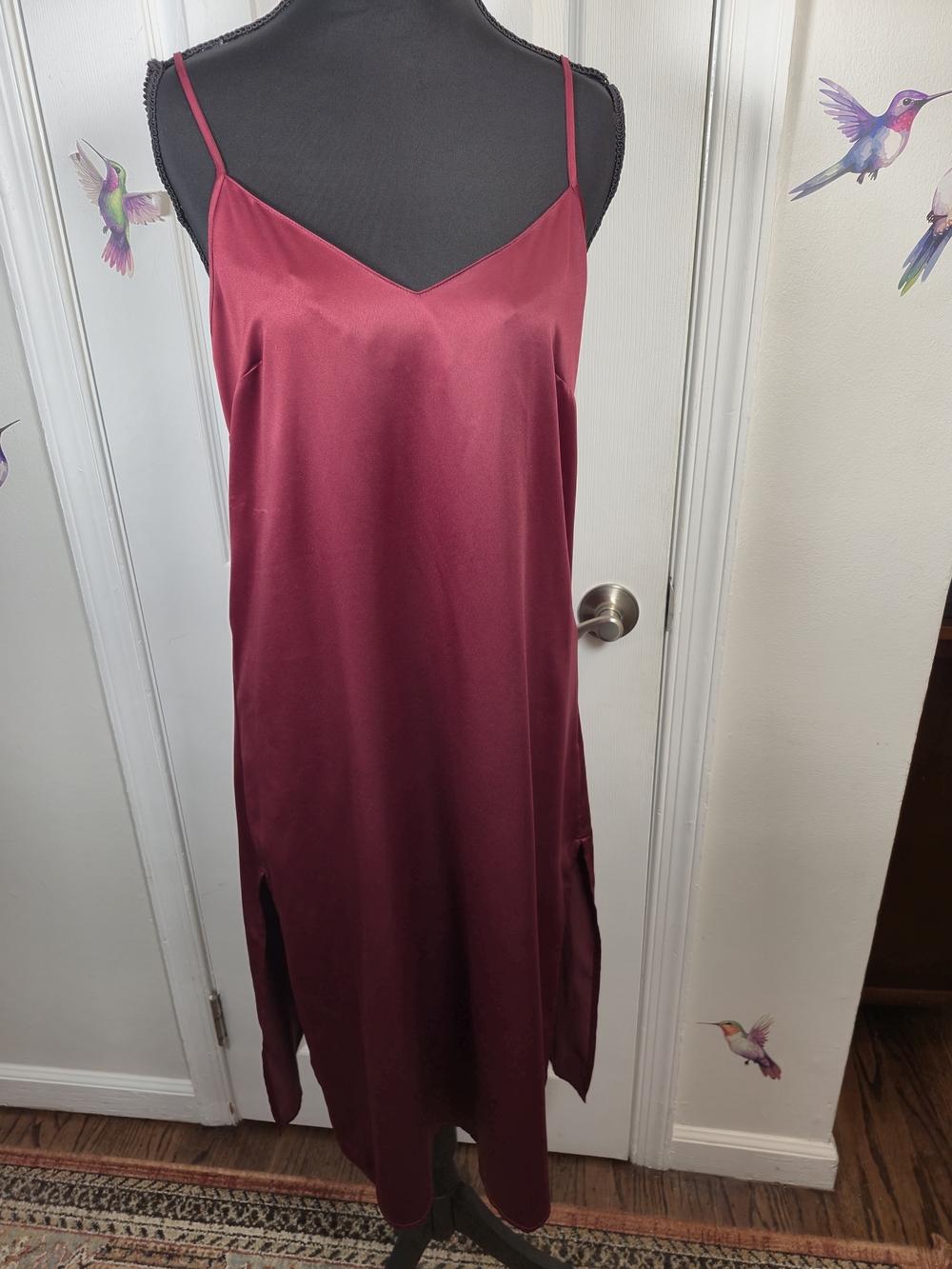 Forever 21 Burgundy Satin V-Neck Midi Slip Cocktail Date Night Dress Y2K - Picture 2 of 5